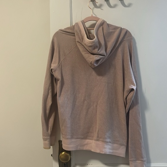Faherty dusty rose pullover hoodie - Picture 6 of 7